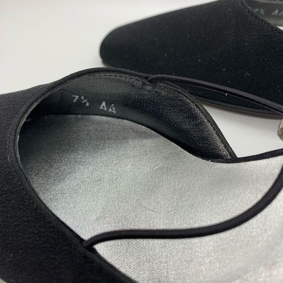 Stuart Weitzman Black event heels with crystal - Picture 7 of 8